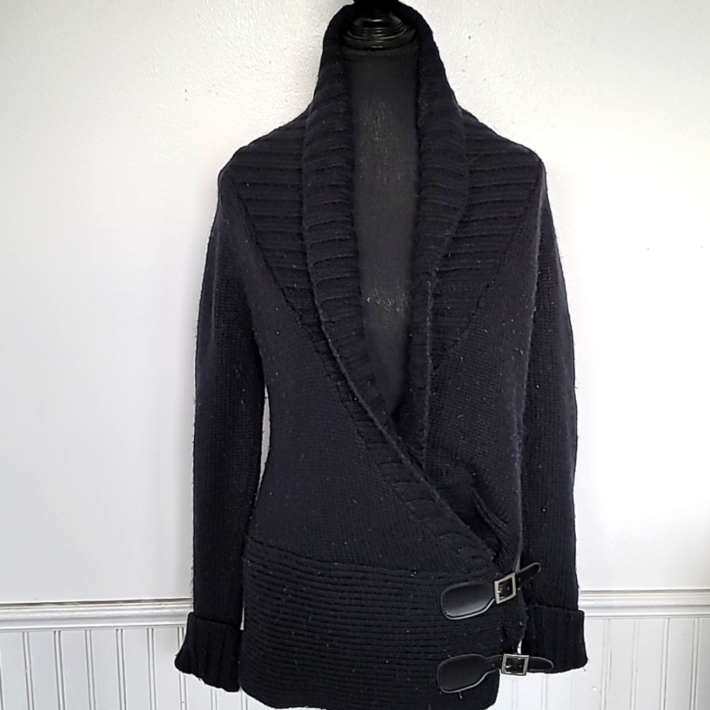 Mode International size S Black knitted cross rib sweater